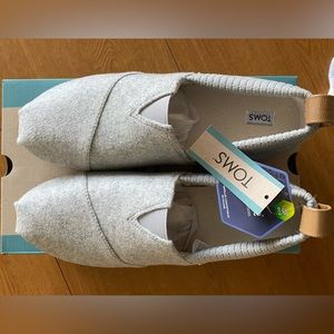 Toms Alpargata Resident Grey Women’s Size 10, NWT in Original Box